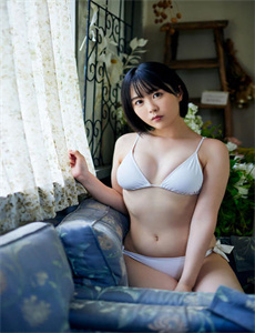 《我和嫲嫲狂躁了一晚上的视频》